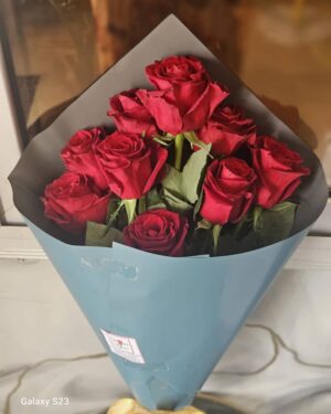 Bouquets de Fleurs 9 Roses Rouges